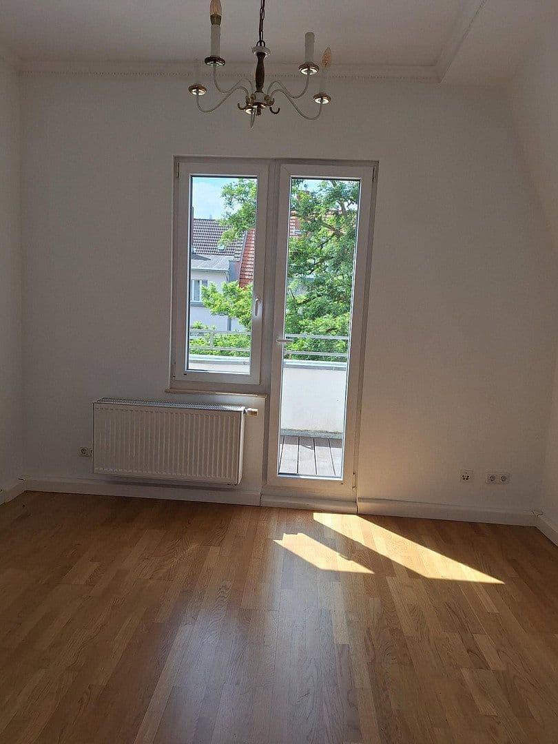 Prenájom bytu 3-izbový 69 m², Köln, Severné Porýnie - Westfálsko Prenájom bytu 3-izbový 69 m², Köln, Severné Porýnie - Westfálsko