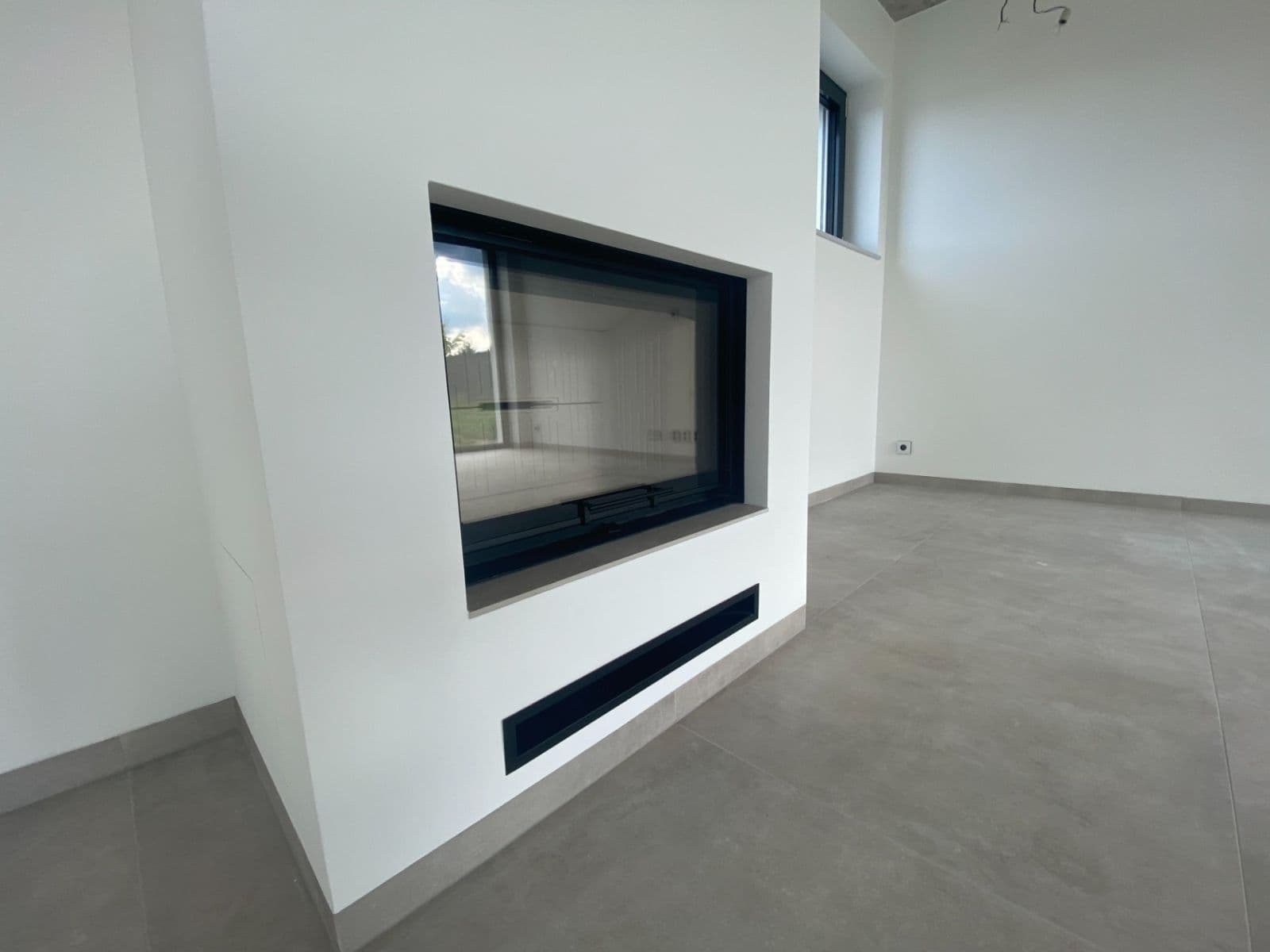 Predaj domu 159 m², pozemok 854 m², Pomněnková, Mukařov, Středočeský kraj Predaj domu 159 m², pozemok 854 m², Pomněnková, Mukařov, Středočeský kraj