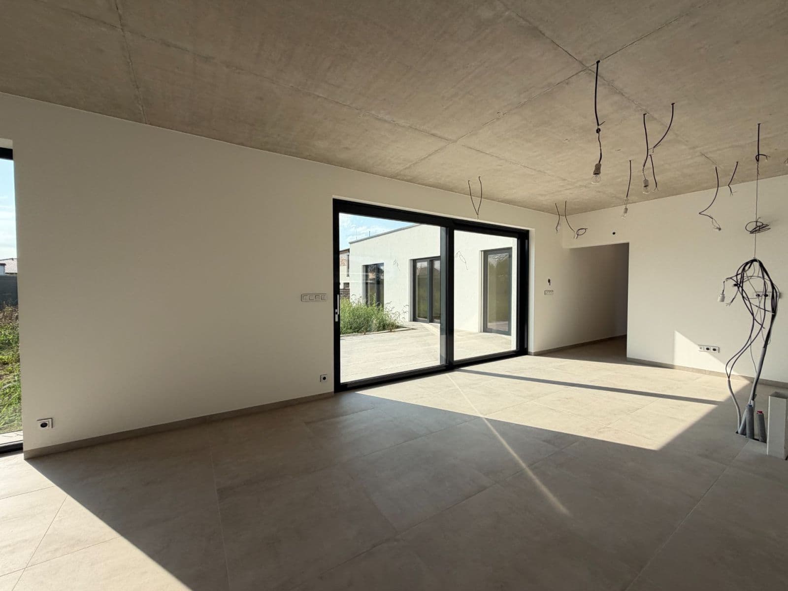 Predaj domu 159 m², pozemok 854 m², Pomněnková, Mukařov, Středočeský kraj Predaj domu 159 m², pozemok 854 m², Pomněnková, Mukařov, Středočeský kraj