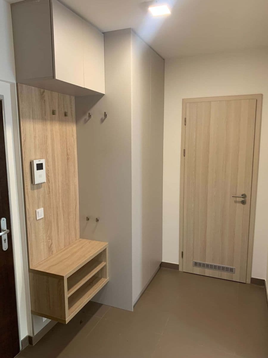 Prenájom bytu 2-izbový 48 m², Pod Kavalírkou, Praha, Praha Prenájom bytu 2-izbový 48 m², Pod Kavalírkou, Praha, Praha