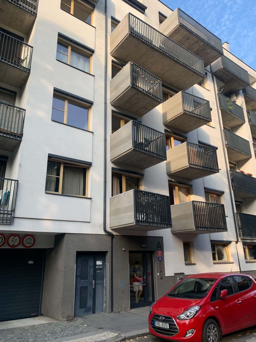 Prenájom bytu 2-izbový 48 m², Pod Kavalírkou, Praha, Praha Prenájom bytu 2-izbový 48 m², Pod Kavalírkou, Praha, Praha