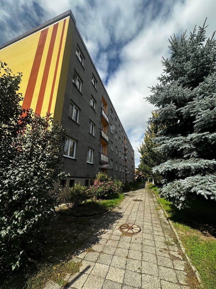 Predaj bytu 3-izbový 69 m², Písečná, Hradec Králové, Královéhradecký kraj Predaj bytu 3-izbový 69 m², Písečná, Hradec Králové, Královéhradecký kraj