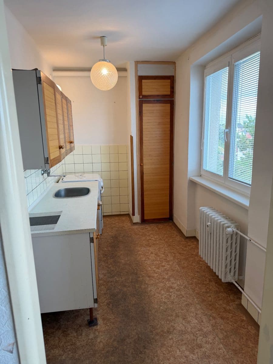 Predaj bytu 3-izbový 69 m², Písečná, Hradec Králové, Královéhradecký kraj Predaj bytu 3-izbový 69 m², Písečná, Hradec Králové, Královéhradecký kraj
