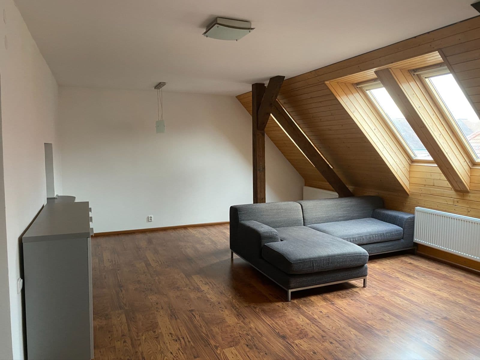 Prenájom bytu 2-izbový 87 m², Za Poštou, Praha, Praha Prenájom bytu 2-izbový 87 m², Za Poštou, Praha, Praha