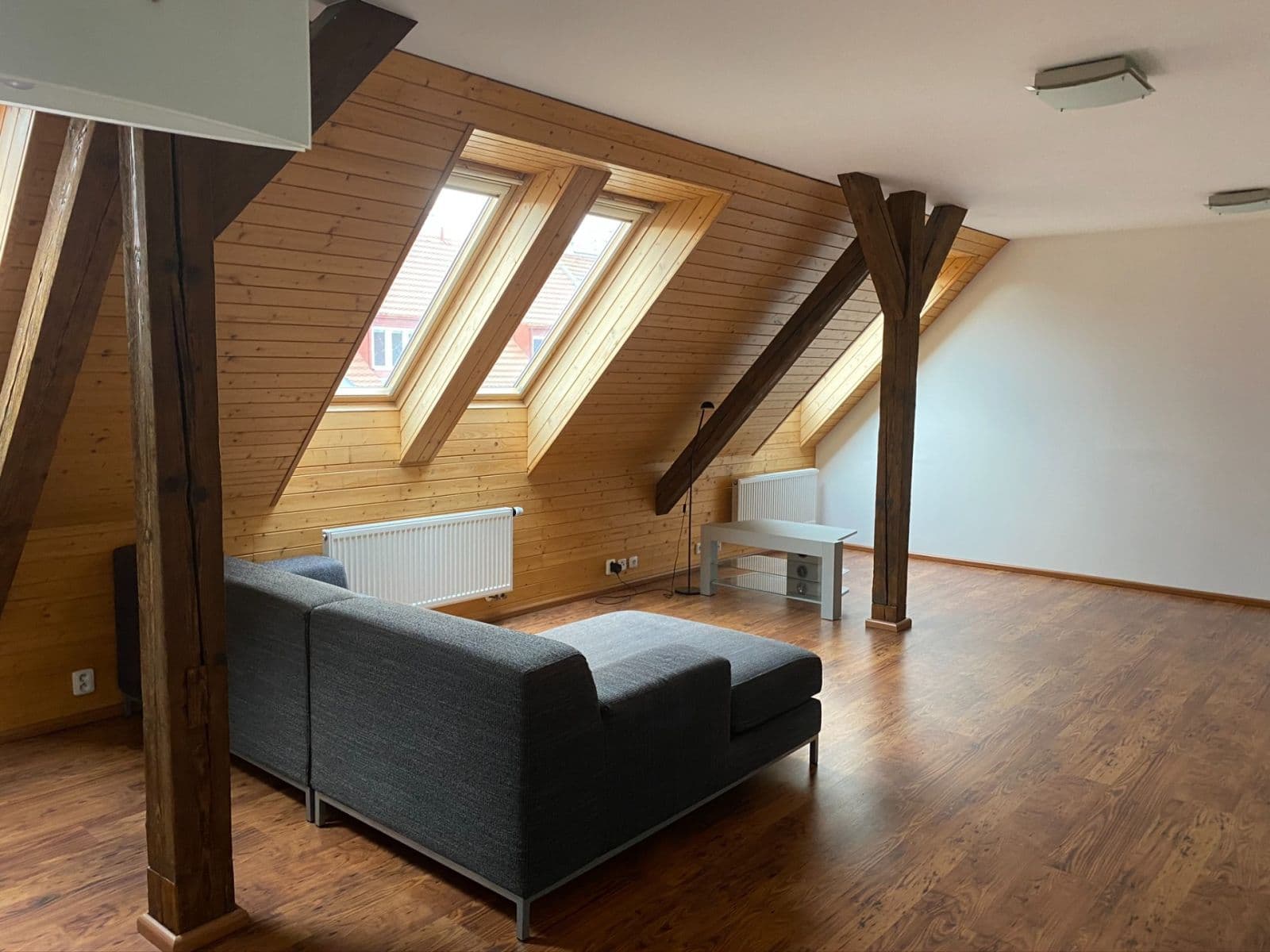 Prenájom bytu 2-izbový 87 m², Za Poštou, Praha, Praha Prenájom bytu 2-izbový 87 m², Za Poštou, Praha, Praha