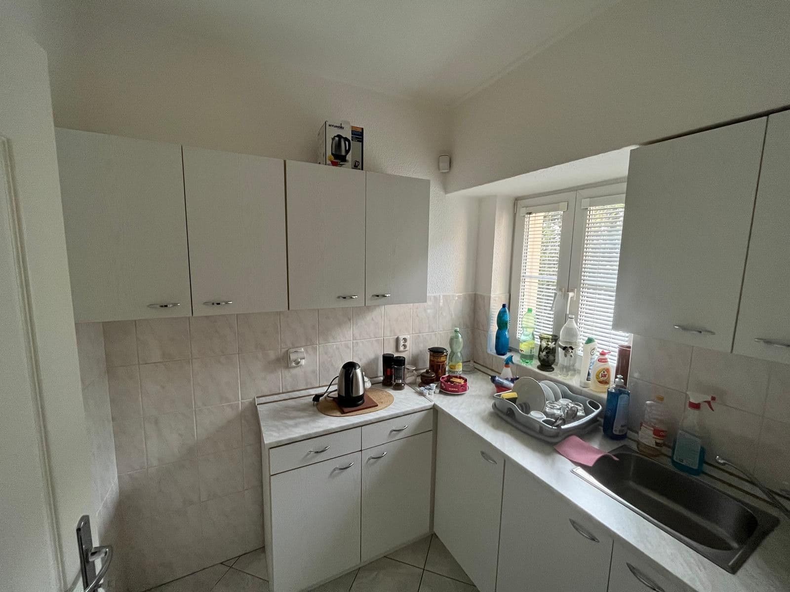 Prenájom kancelárie 75 m², Ústecká, Praha, Praha Prenájom kancelárie 75 m², Ústecká, Praha, Praha