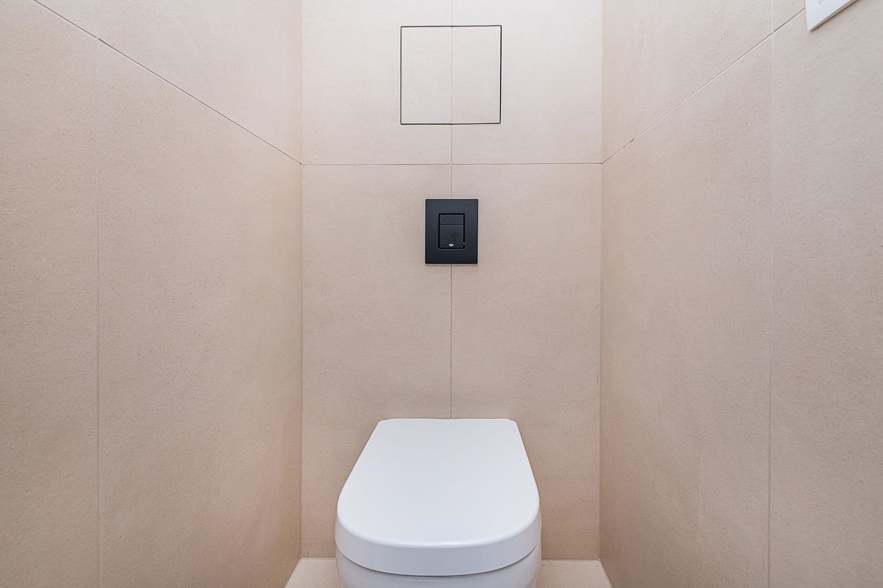 Predaj bytu 3-izbový 94 m², Na dolinách, Praha, Praha Predaj bytu 3-izbový 94 m², Na dolinách, Praha, Praha