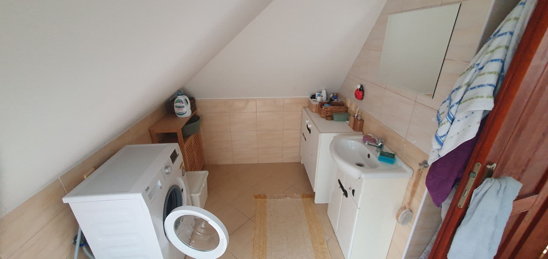 Prenájom bytu 2-izbový 70 m², Tisá, Ústecký kraj Prenájom bytu 2-izbový 70 m², Tisá, Ústecký kraj