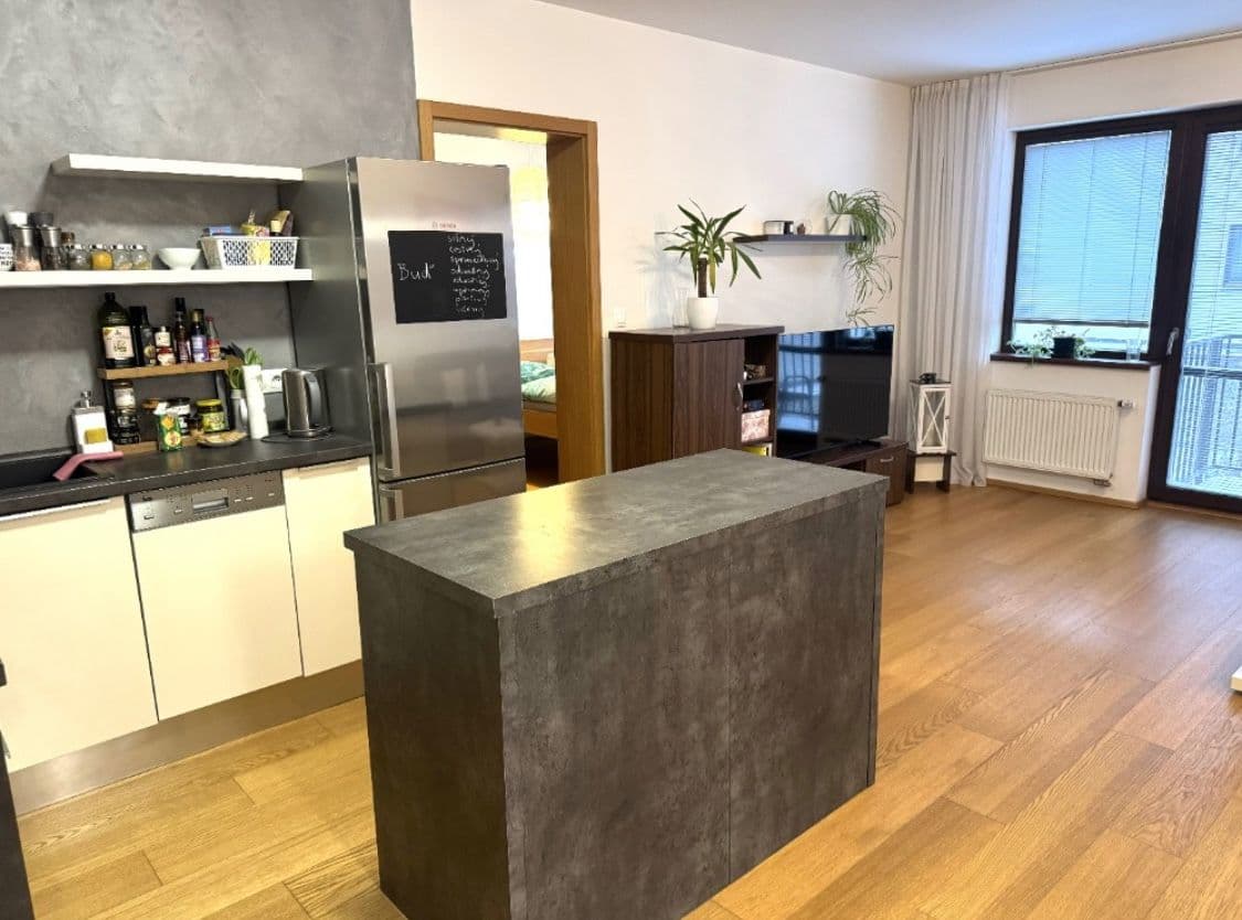 Prenájom bytu 2-izbový 69 m², K Beranovu, Praha, Praha Prenájom bytu 2-izbový 69 m², K Beranovu, Praha, Praha