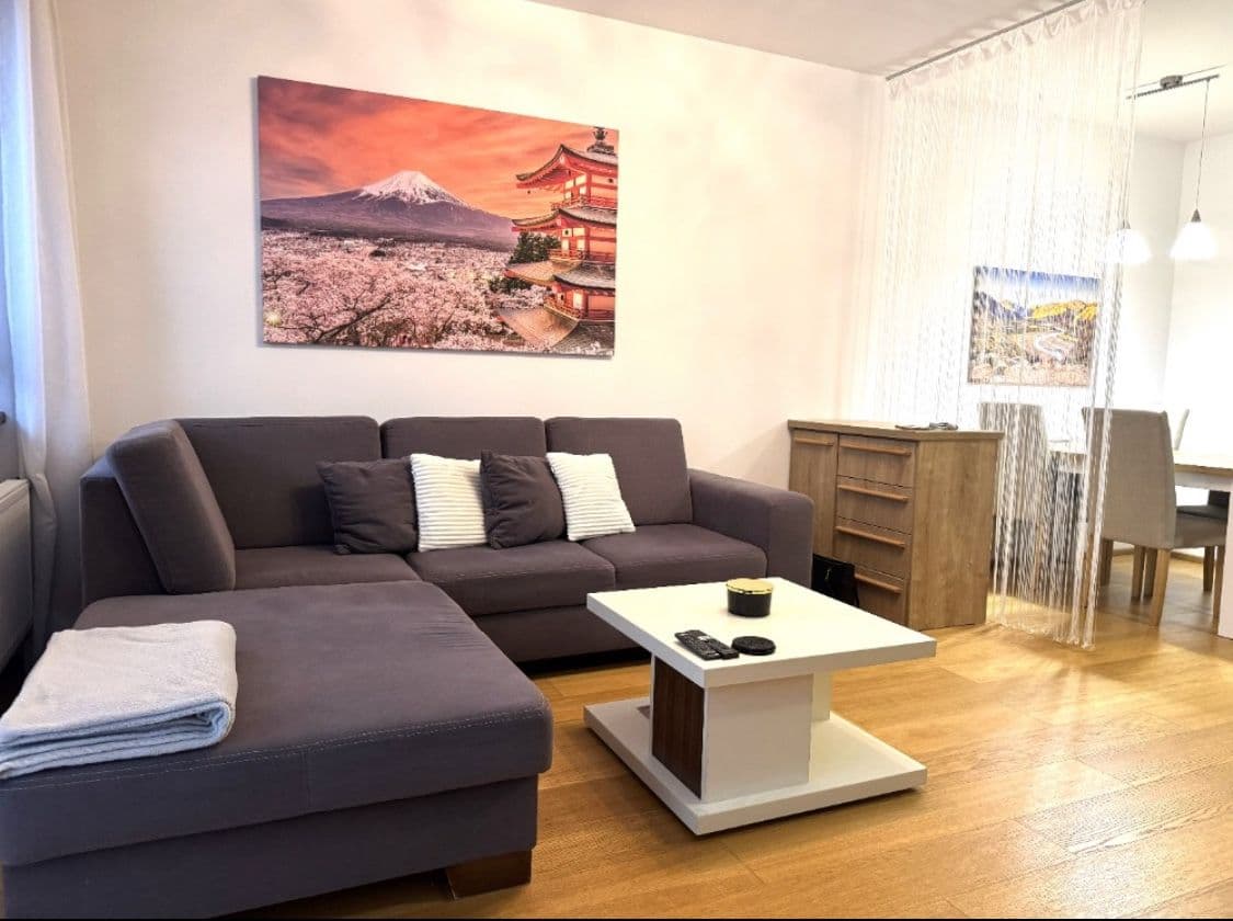 Prenájom bytu 2-izbový 69 m², K Beranovu, Praha, Praha Prenájom bytu 2-izbový 69 m², K Beranovu, Praha, Praha