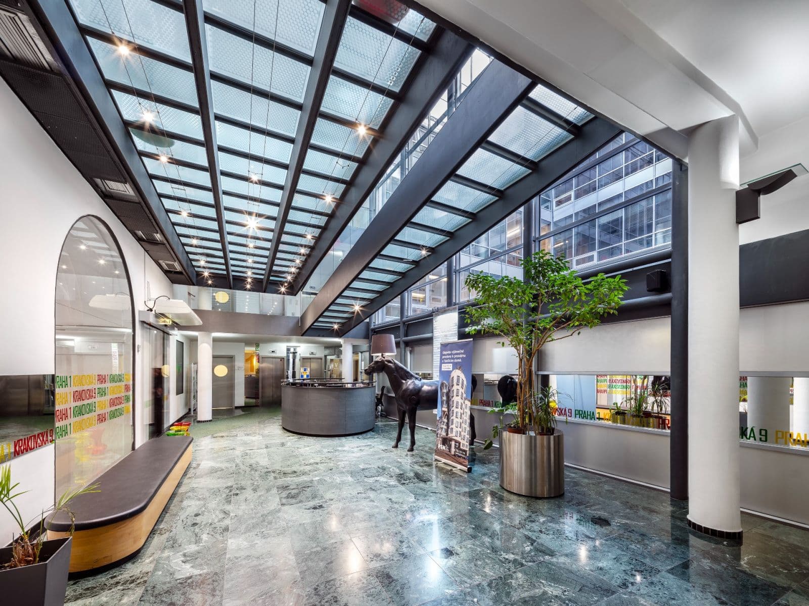 Prenájom kancelárie 79 m², Krakovská, Praha, Praha Prenájom kancelárie 79 m², Krakovská, Praha, Praha