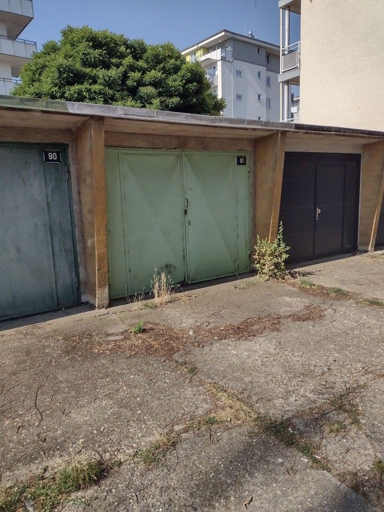 Predaj garáže 18 m², Uherské Hradiště, Zlínský kraj Predaj garáže 18 m², Uherské Hradiště, Zlínský kraj