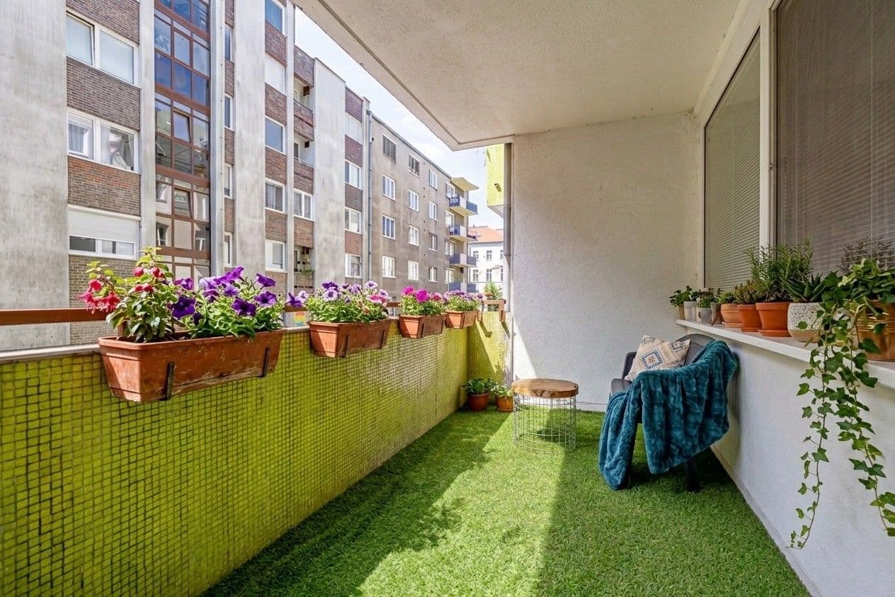 Prenájom bytu 2-izbový 43 m², Kozia, Bratislava - mestská časť Staré Mesto, Bratislavský kraj Prenájom bytu 2-izbový 43 m², Kozia, Bratislava - mestská časť Staré Mesto, Bratislavský kraj