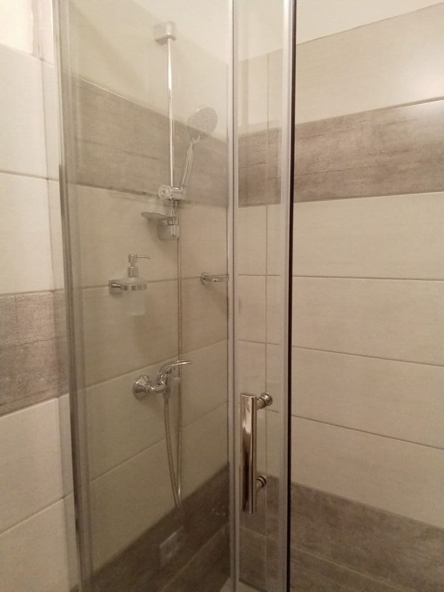 Prenájom bytu 1-izbový 42 m², Dolní náměstí, Olomouc, Olomoucký kraj Prenájom bytu 1-izbový 42 m², Dolní náměstí, Olomouc, Olomoucký kraj