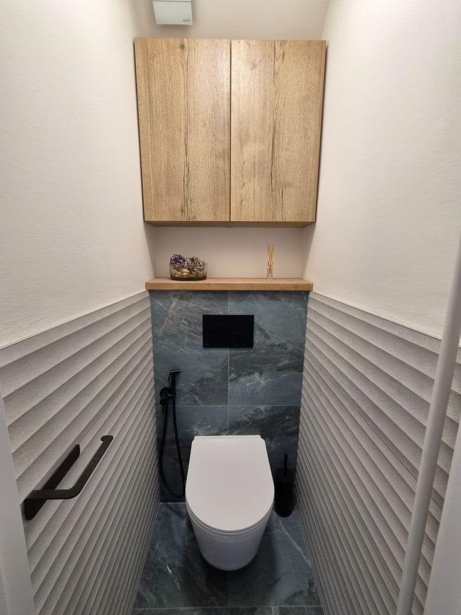 Predaj bytu 3-izbový 68 m², Herálecká III, Praha, Praha Predaj bytu 3-izbový 68 m², Herálecká III, Praha, Praha