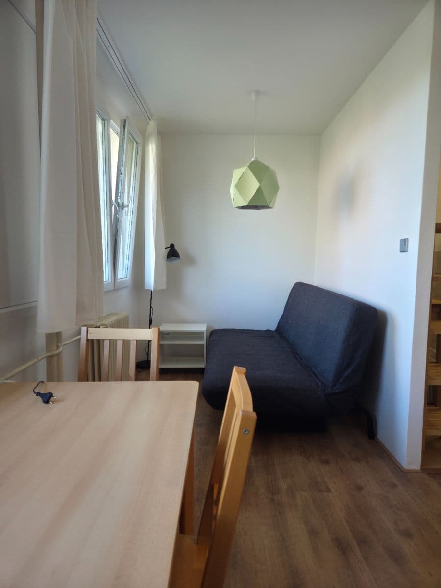 Prenájom bytu 1-izbový 36 m², Jílovská, Praha, Praha Prenájom bytu 1-izbový 36 m², Jílovská, Praha, Praha