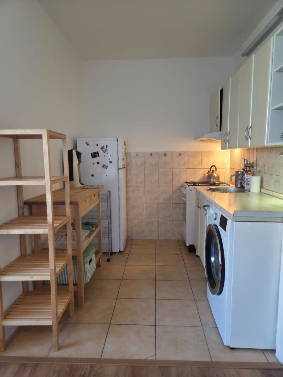 Prenájom bytu 1-izbový 36 m², Jílovská, Praha, Praha Prenájom bytu 1-izbový 36 m², Jílovská, Praha, Praha