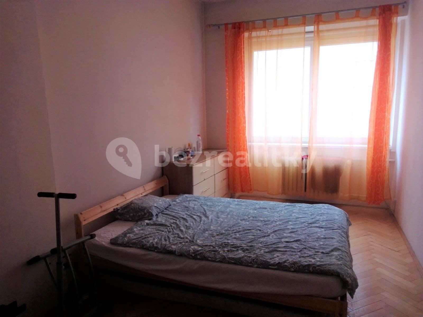 Prenájom bytu 3-izbový 65 m², Pivovarská, Praha, Praha Prenájom bytu 3-izbový 65 m², Pivovarská, Praha, Praha