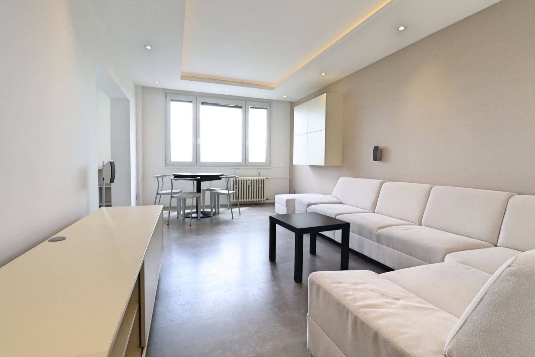 Prenájom bytu 3-izbový 72 m², Nad lesním divadlem, Praha, Praha Prenájom bytu 3-izbový 72 m², Nad lesním divadlem, Praha, Praha