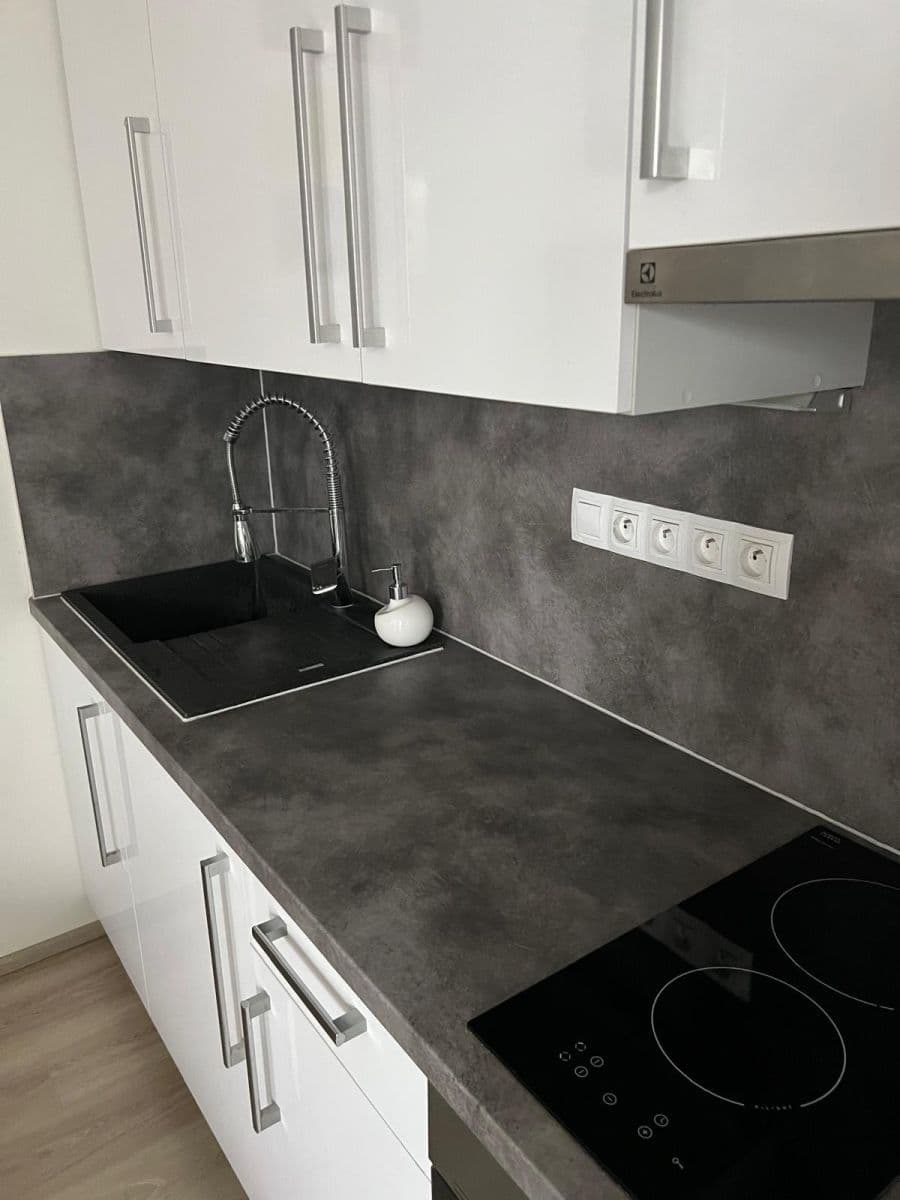 Predaj bytu 1-izbový 38 m², Kollárova, Plzeň, Plzeňský kraj Predaj bytu 1-izbový 38 m², Kollárova, Plzeň, Plzeňský kraj