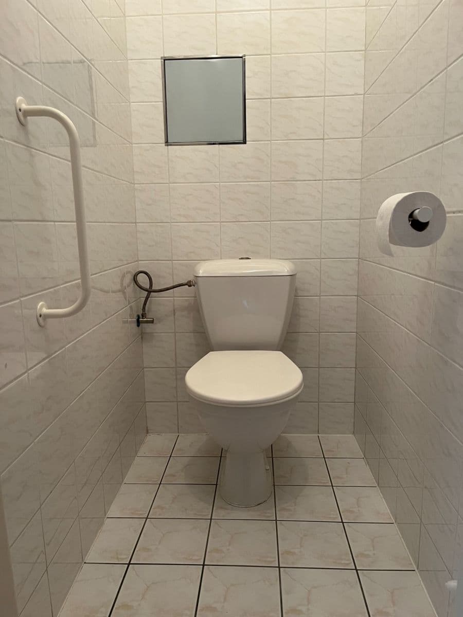 Prenájom bytu 2-izbový 64 m², K Rozkoši, Praha, Praha Prenájom bytu 2-izbový 64 m², K Rozkoši, Praha, Praha