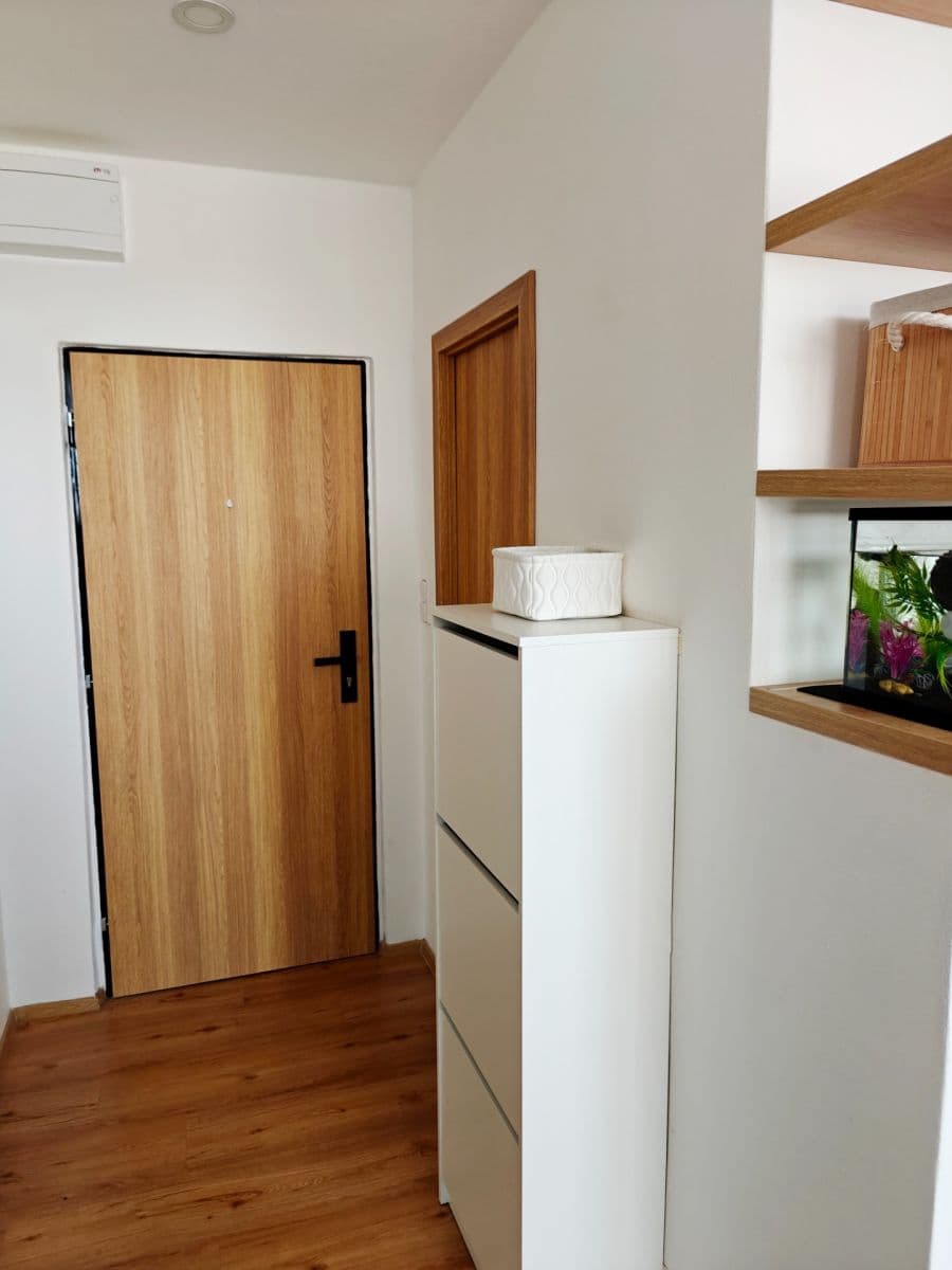 Prenájom bytu 2-izbový 40 m², Herčíkova, Brno, Jihomoravský kraj Prenájom bytu 2-izbový 40 m², Herčíkova, Brno, Jihomoravský kraj