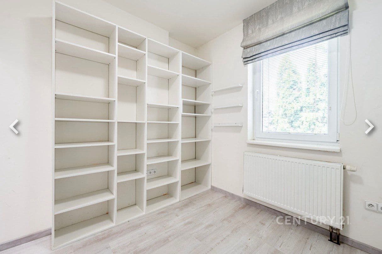 Predaj domu 157 m², pozemok 649 m², Dobročovice, Středočeský kraj Predaj domu 157 m², pozemok 649 m², Dobročovice, Středočeský kraj