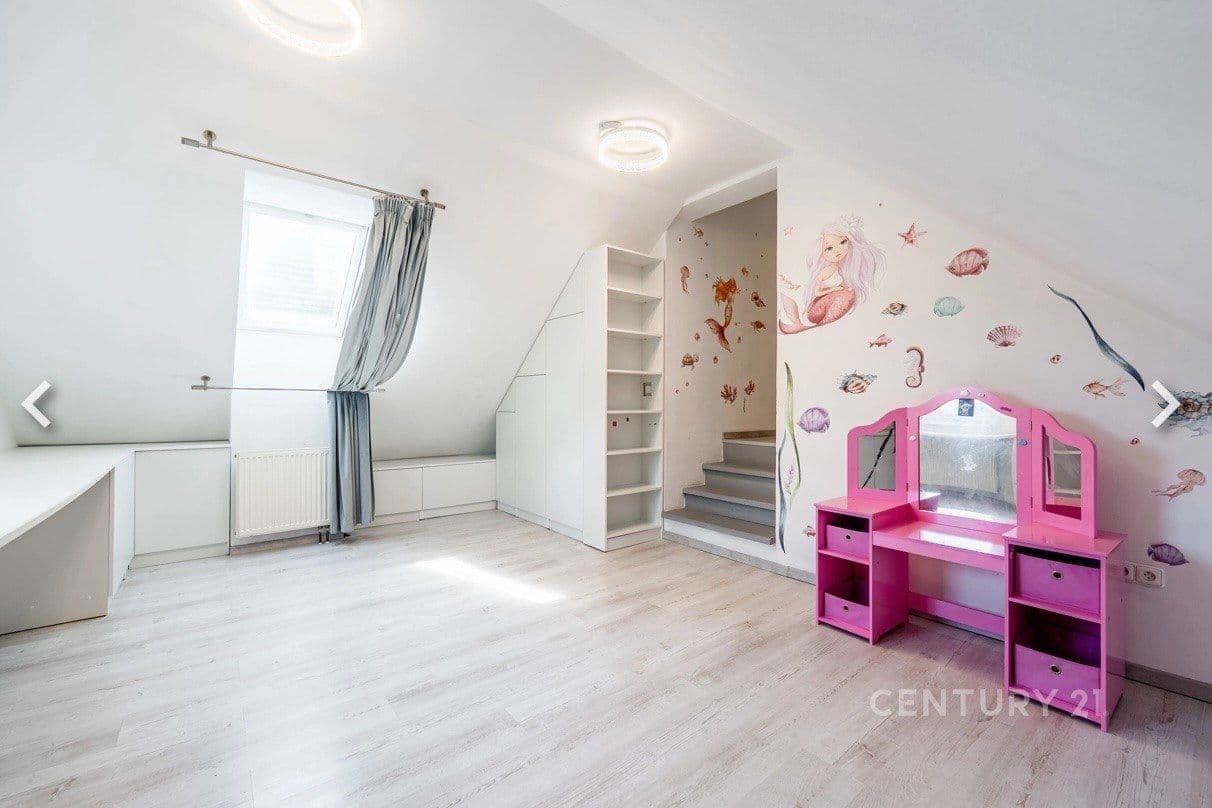 Predaj domu 157 m², pozemok 649 m², Dobročovice, Středočeský kraj Predaj domu 157 m², pozemok 649 m², Dobročovice, Středočeský kraj