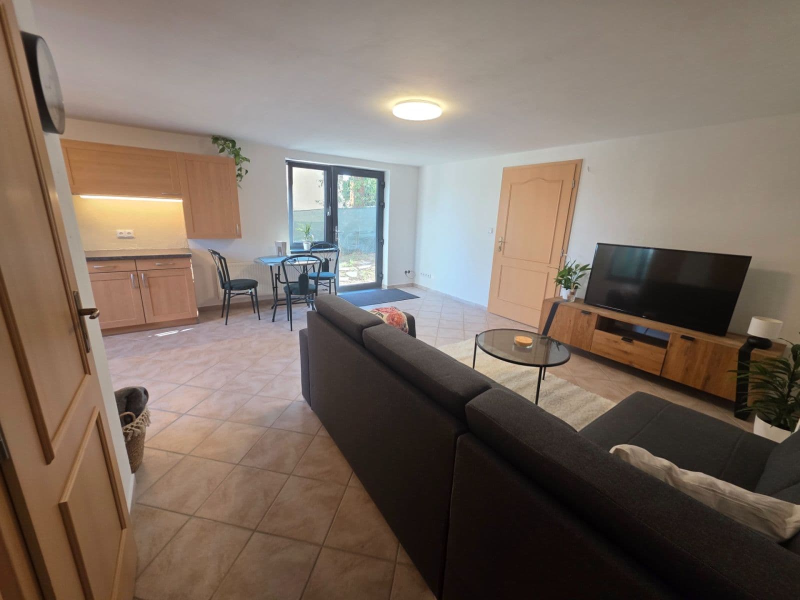 Prenájom bytu 2-izbový 54 m², Podolí, Jihomoravský kraj Prenájom bytu 2-izbový 54 m², Podolí, Jihomoravský kraj