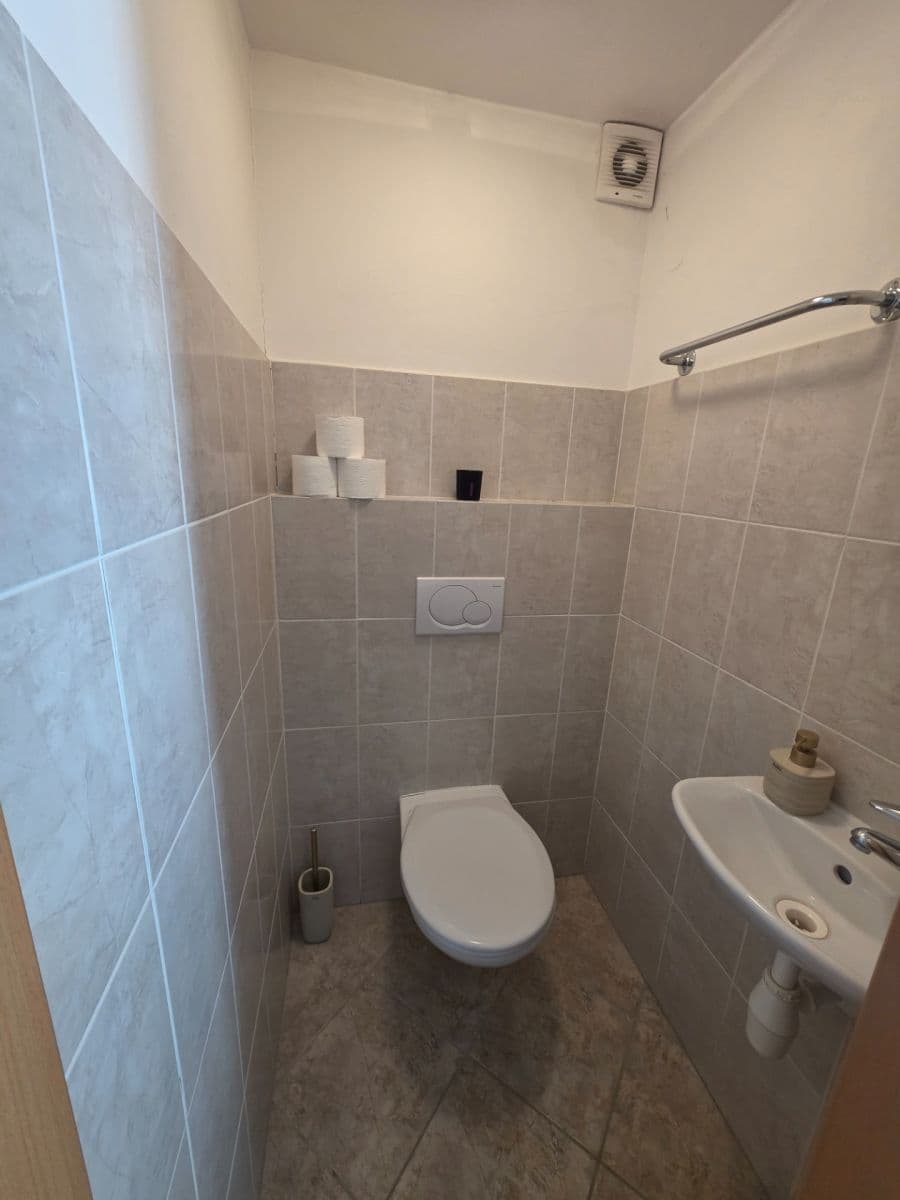 Prenájom bytu 2-izbový 54 m², Podolí, Jihomoravský kraj Prenájom bytu 2-izbový 54 m², Podolí, Jihomoravský kraj