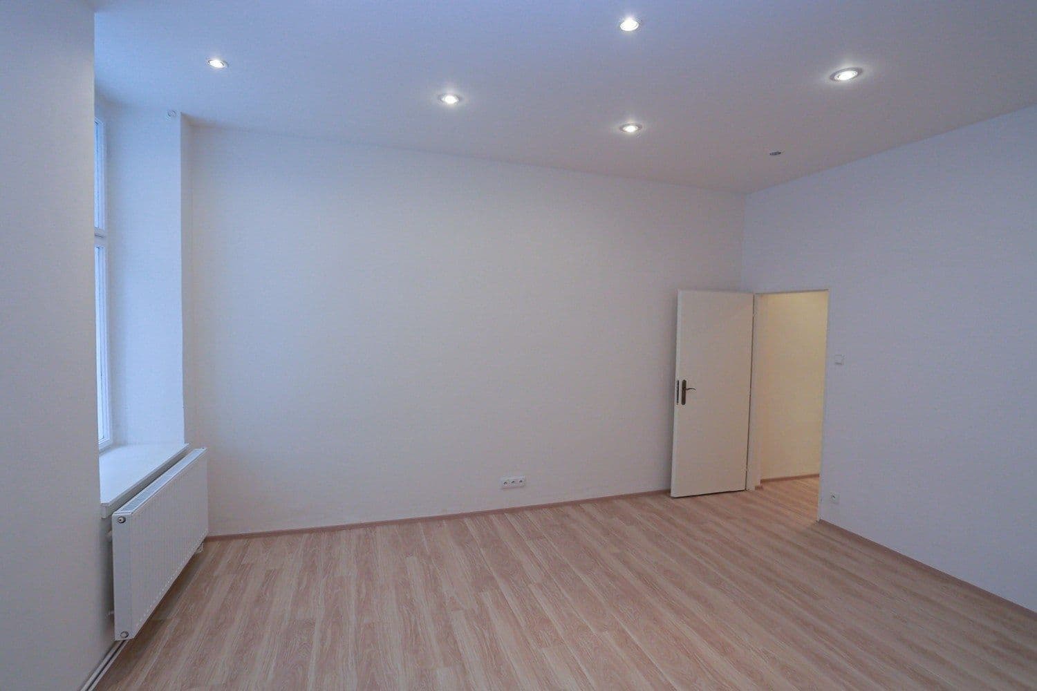 Prenájom bytu 1-izbový 45 m², Chelčického, Praha, Praha Prenájom bytu 1-izbový 45 m², Chelčického, Praha, Praha
