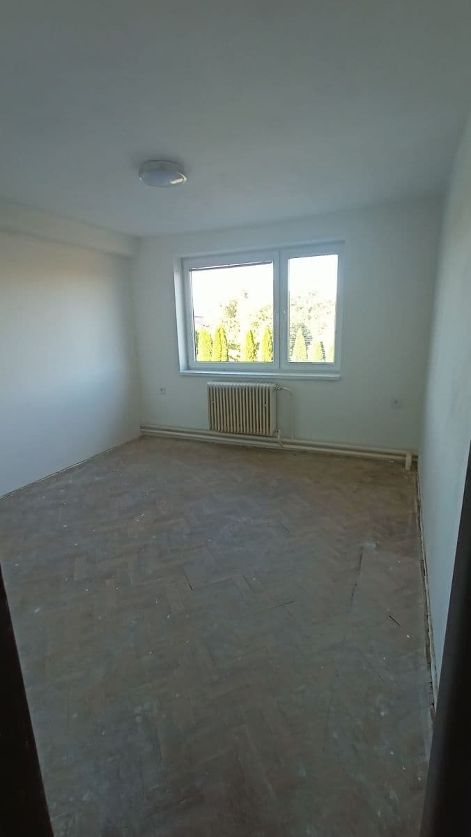 Predaj domu 320 m², pozemok 2.197 m², Polní Voděrady, Středočeský kraj Predaj domu 320 m², pozemok 2.197 m², Polní Voděrady, Středočeský kraj