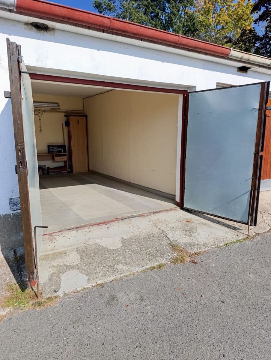 Predaj garáže 28 m², Zahradní, Most, Ústecký kraj Predaj garáže 28 m², Zahradní, Most, Ústecký kraj