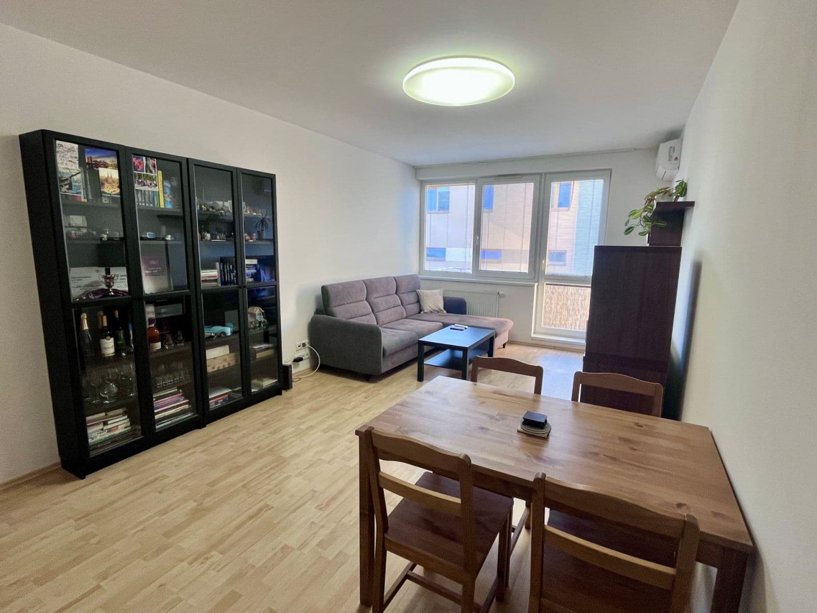 Predaj bytu 2-izbový 51 m², U Hostavického potoka, Praha, Praha Predaj bytu 2-izbový 51 m², U Hostavického potoka, Praha, Praha