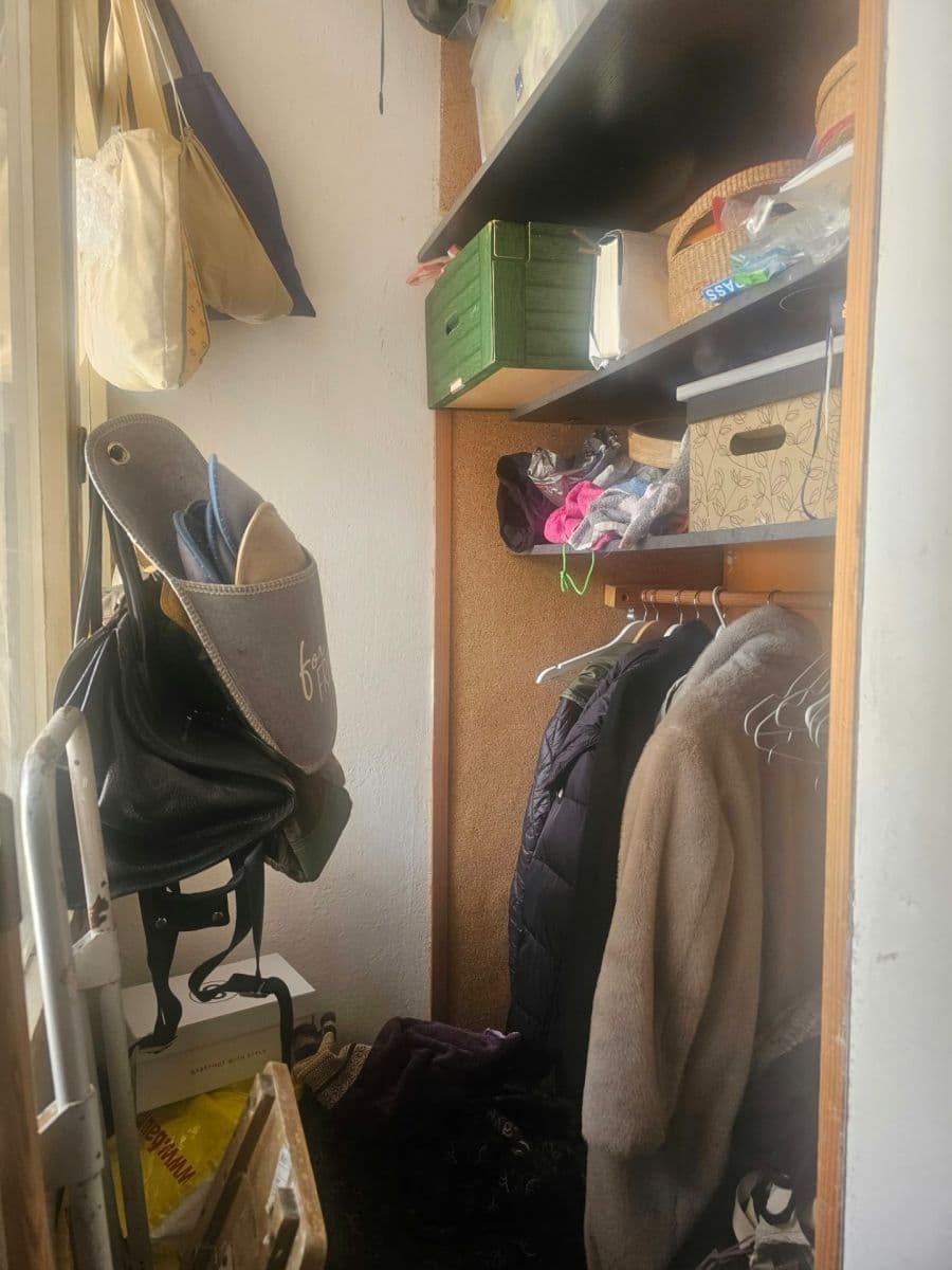 Prenájom bytu 1-izbový 40 m², Seifertova, Praha, Praha Prenájom bytu 1-izbový 40 m², Seifertova, Praha, Praha