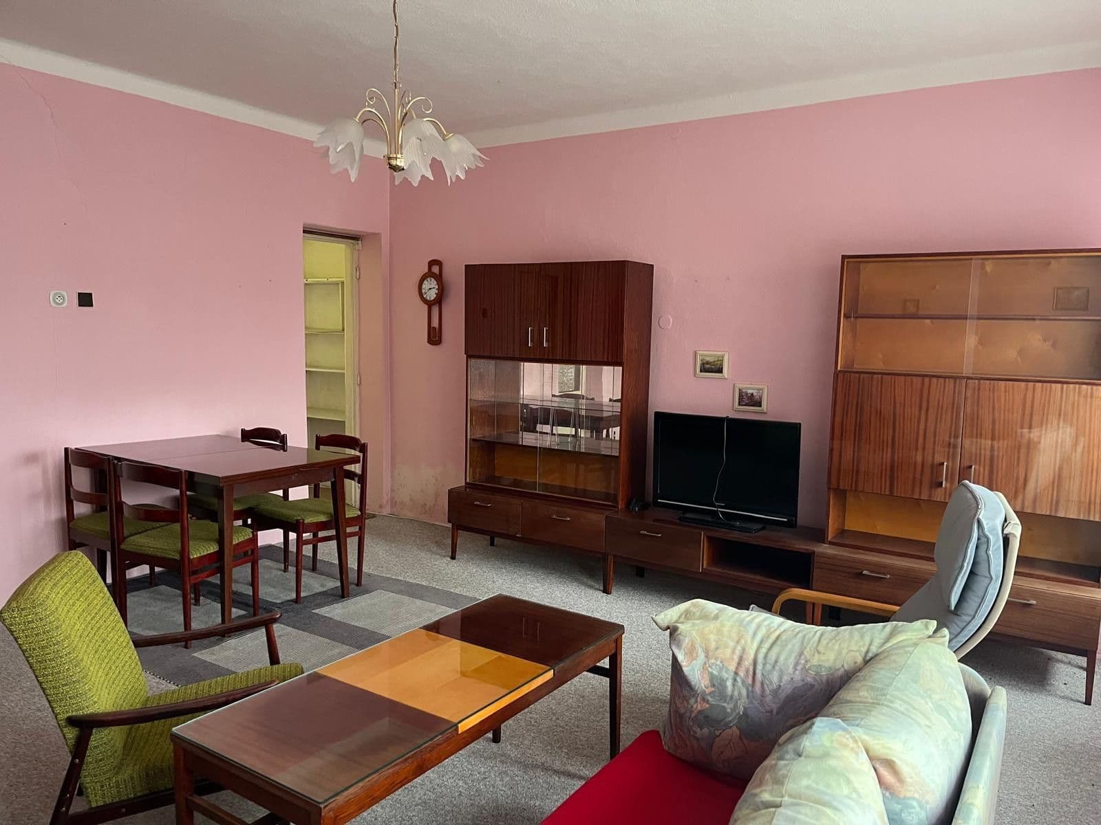 Predaj domu 100 m², pozemok 2.200 m², Březová, Středočeský kraj Predaj domu 100 m², pozemok 2.200 m², Březová, Středočeský kraj