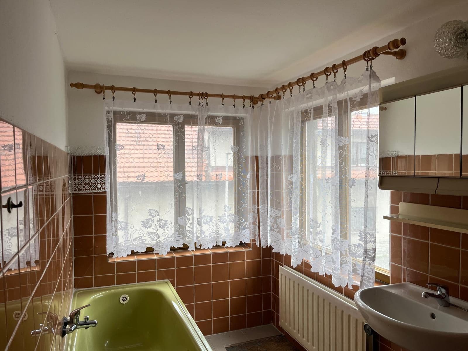 Predaj domu 100 m², pozemok 2.200 m², Březová, Středočeský kraj Predaj domu 100 m², pozemok 2.200 m², Březová, Středočeský kraj