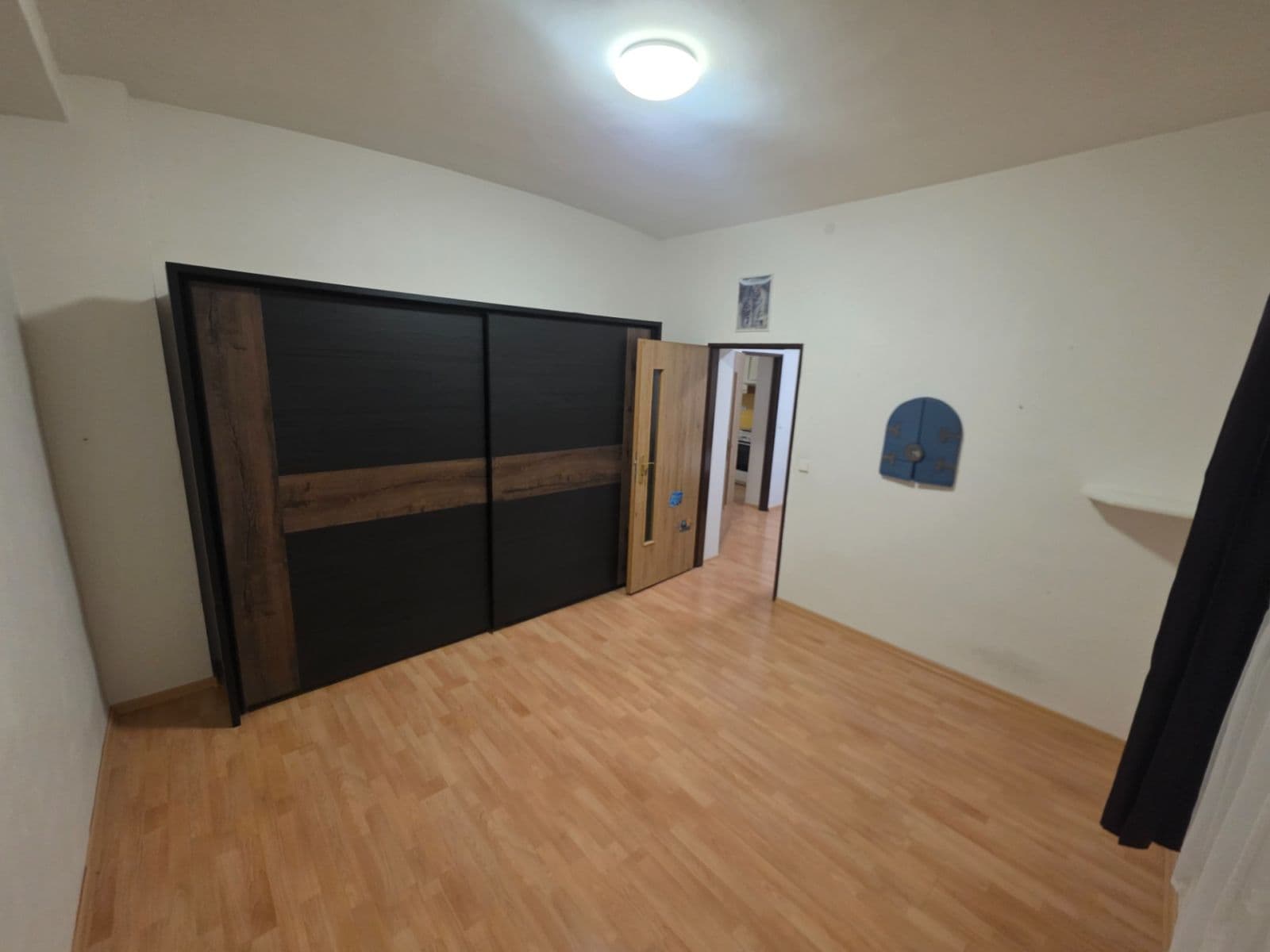 Prenájom bytu 3-izbový 51 m², Hlavní, Panenské Břežany, Středočeský kraj Prenájom bytu 3-izbový 51 m², Hlavní, Panenské Břežany, Středočeský kraj