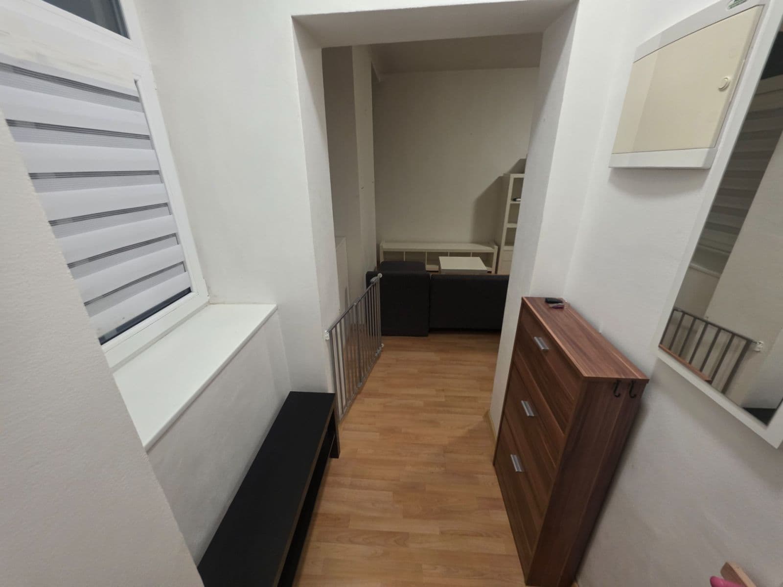 Prenájom bytu 3-izbový 51 m², Hlavní, Panenské Břežany, Středočeský kraj Prenájom bytu 3-izbový 51 m², Hlavní, Panenské Břežany, Středočeský kraj