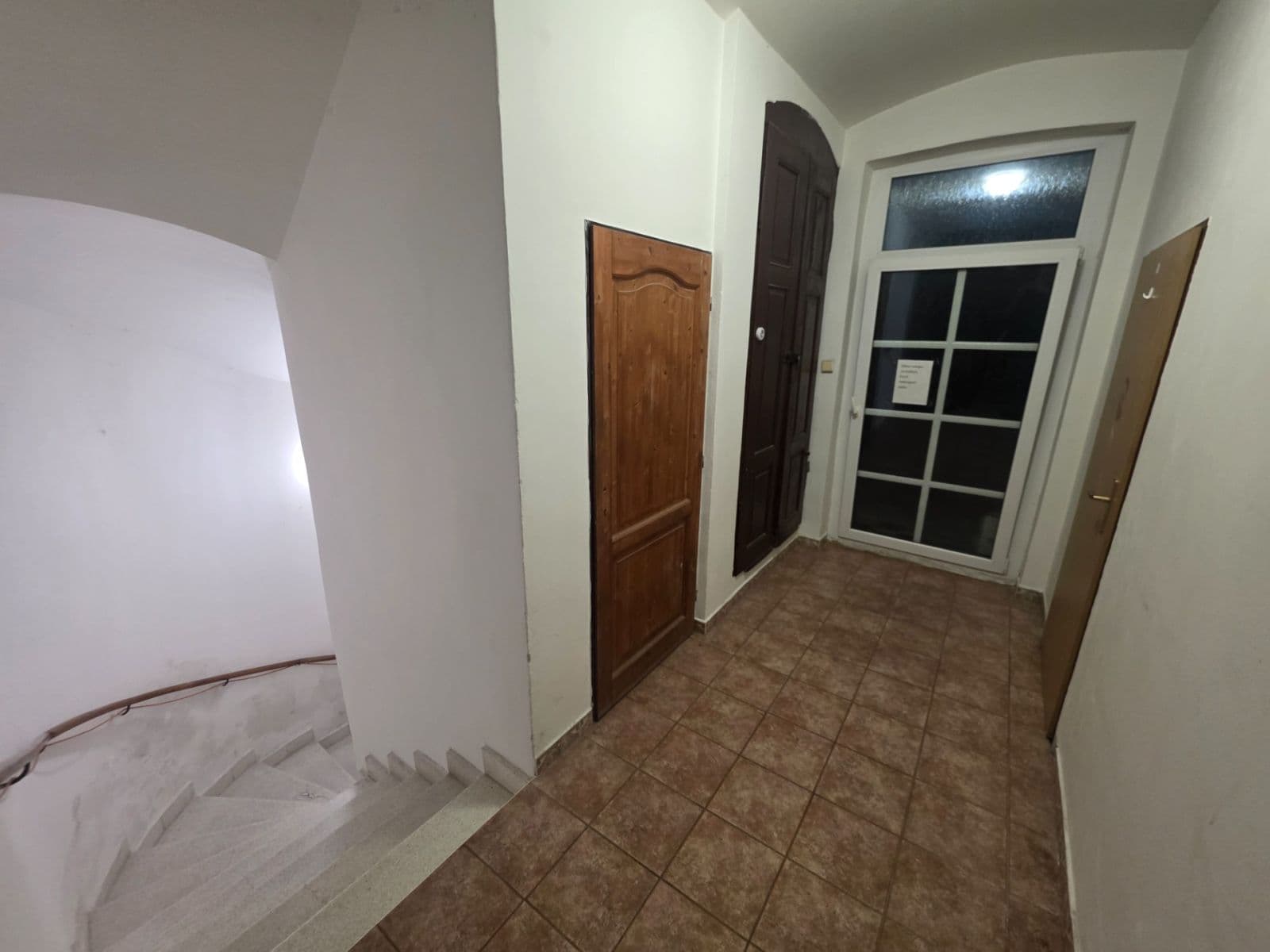 Prenájom bytu 3-izbový 51 m², Hlavní, Panenské Břežany, Středočeský kraj Prenájom bytu 3-izbový 51 m², Hlavní, Panenské Břežany, Středočeský kraj