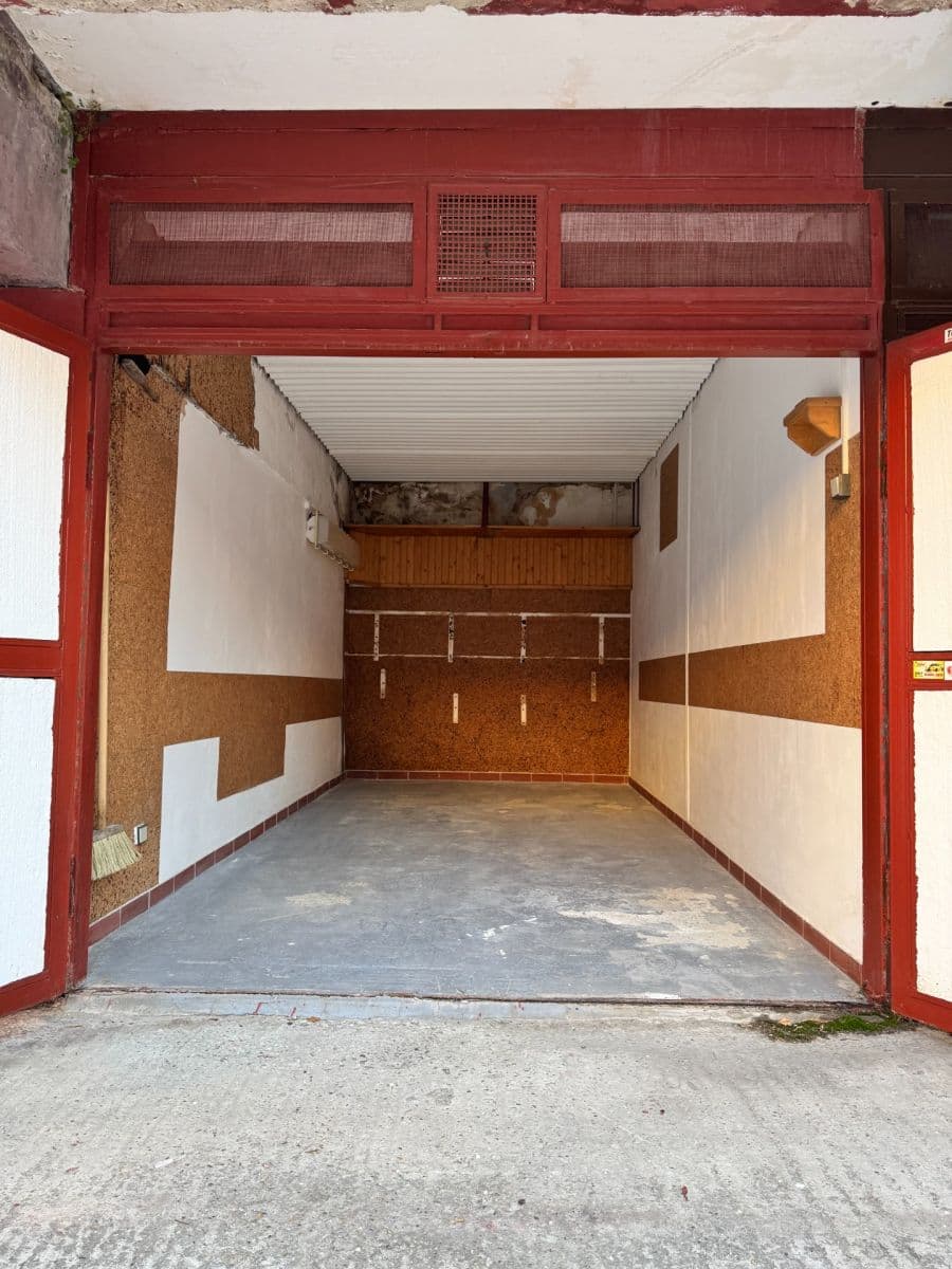 Predaj garáže 13 m², Bebravská, Vrakuňa, Bratislavský kraj Predaj garáže 13 m², Bebravská, Vrakuňa, Bratislavský kraj