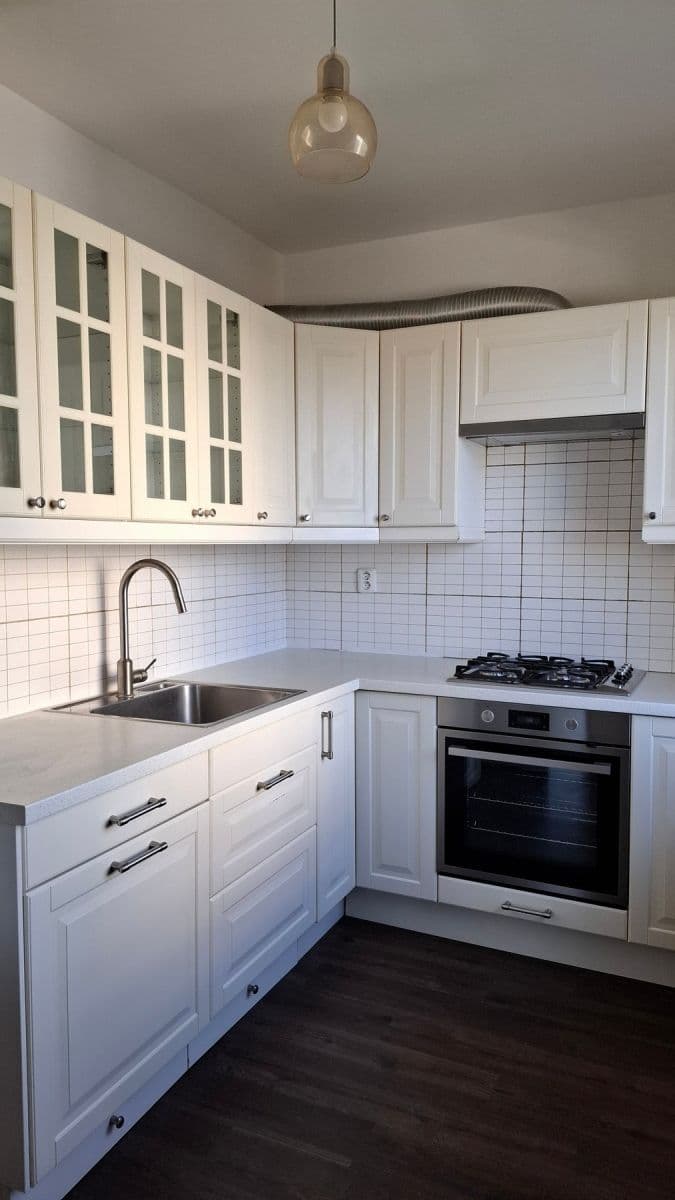 Prenájom bytu 2-izbový 51 m², Tobrucká, Praha, Praha Prenájom bytu 2-izbový 51 m², Tobrucká, Praha, Praha
