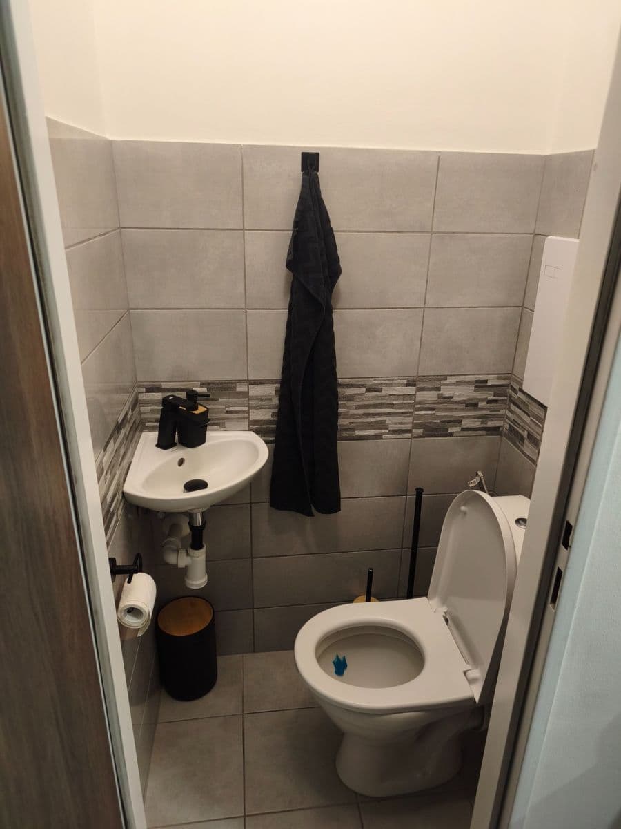 Predaj bytu 3-izbový 71 m², U Školy, Jablonné v Podještědí, Liberecký kraj Predaj bytu 3-izbový 71 m², U Školy, Jablonné v Podještědí, Liberecký kraj