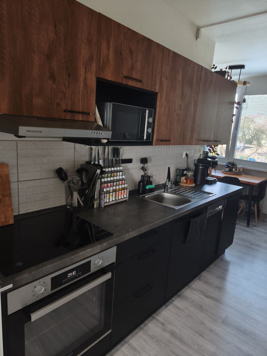 Predaj bytu 3-izbový 71 m², U Školy, Jablonné v Podještědí, Liberecký kraj Predaj bytu 3-izbový 71 m², U Školy, Jablonné v Podještědí, Liberecký kraj