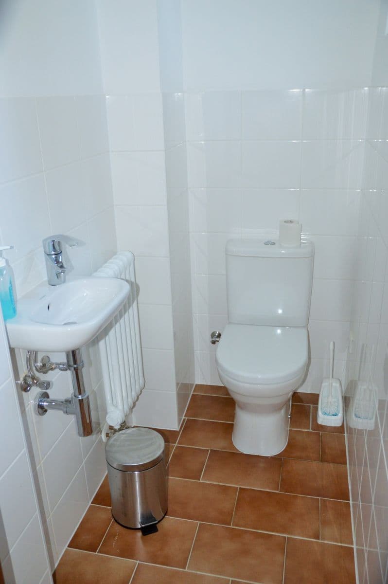 Prenájom bytu 25 m², Ke Znaku, Praha, Praha Prenájom bytu 25 m², Ke Znaku, Praha, Praha