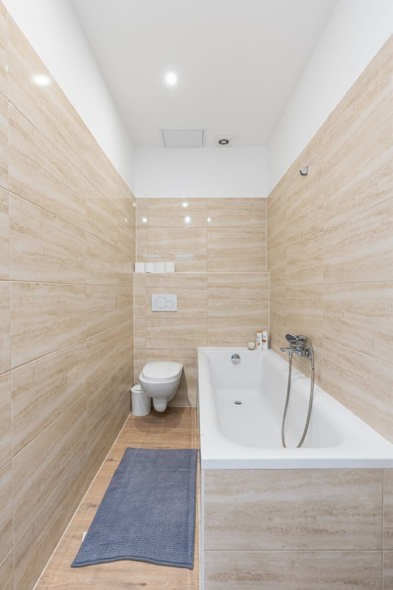 Prenájom bytu 53 m², Košická, Praha, Praha Prenájom bytu 53 m², Košická, Praha, Praha