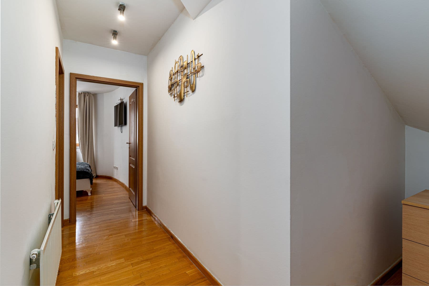 Prenájom bytu 124 m², Zborovská, Praha, Praha Prenájom bytu 124 m², Zborovská, Praha, Praha