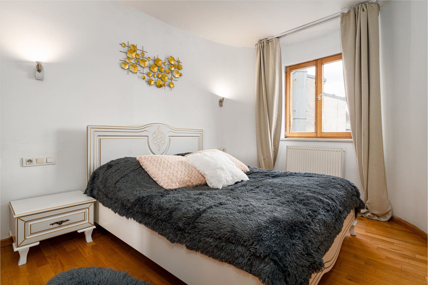 Prenájom bytu 124 m², Zborovská, Praha, Praha Prenájom bytu 124 m², Zborovská, Praha, Praha