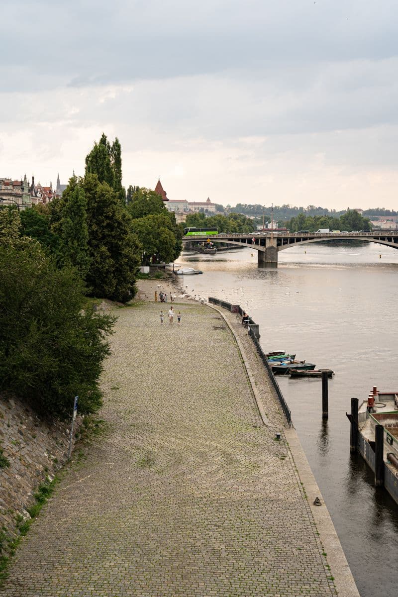 Prenájom bytu 124 m², Zborovská, Praha, Praha Prenájom bytu 124 m², Zborovská, Praha, Praha