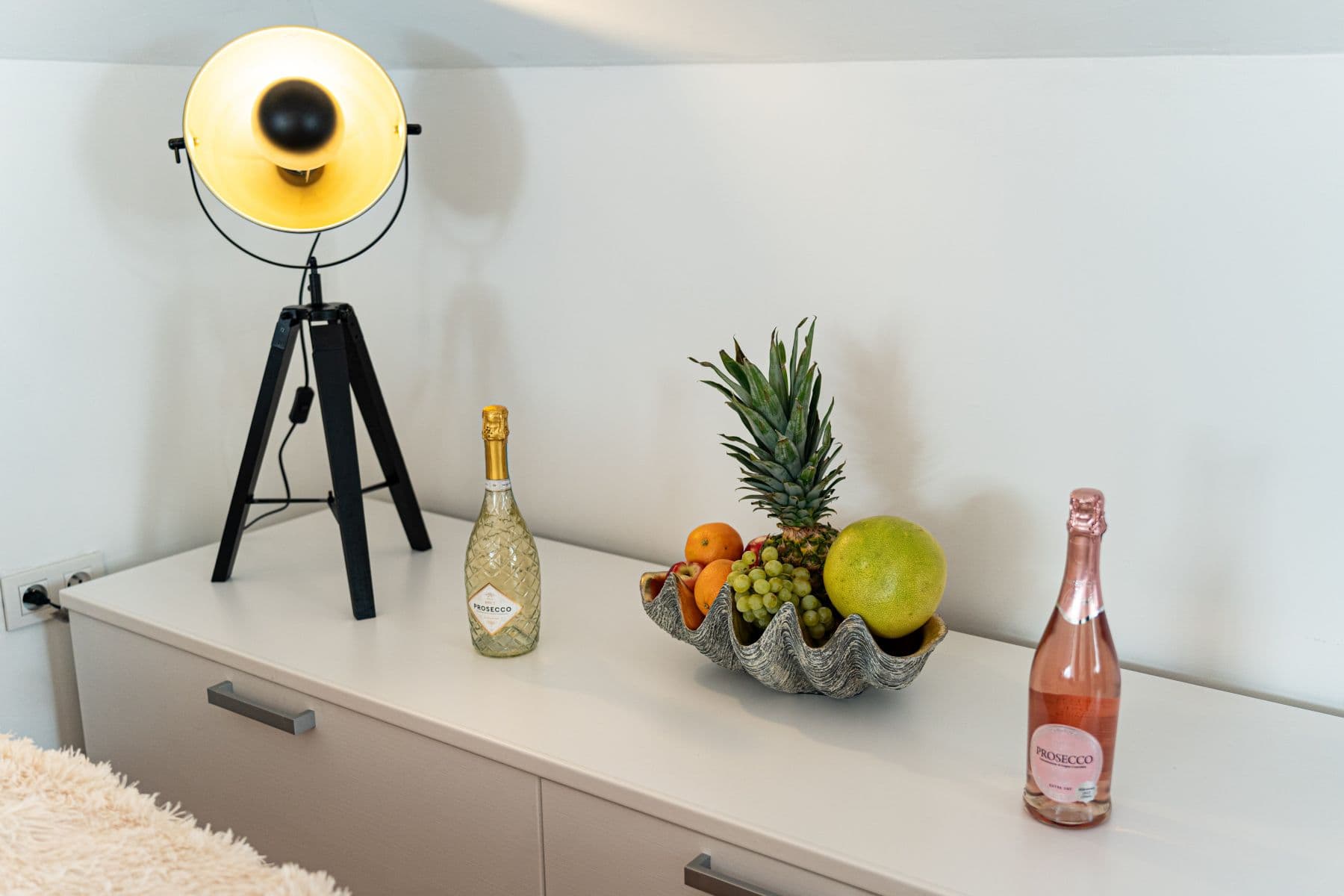 Prenájom bytu 124 m², Zborovská, Praha, Praha Prenájom bytu 124 m², Zborovská, Praha, Praha